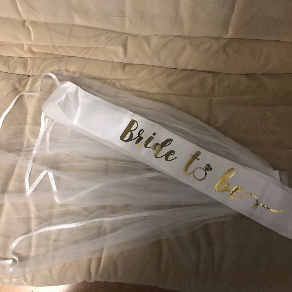 Bride sash and veil